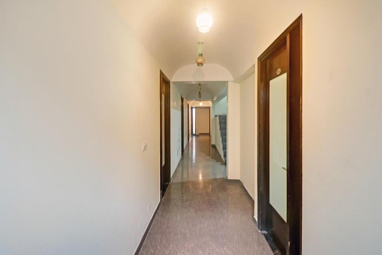 Oyo 12675 Hotel Star Inn Нью-Дели Экстерьер фото
