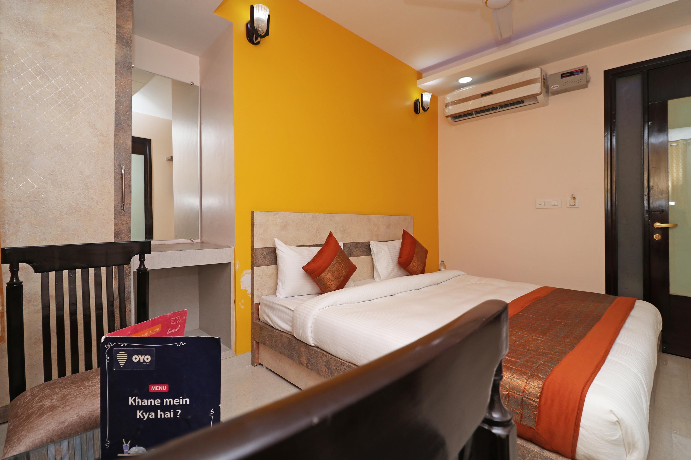 Oyo 12675 Hotel Star Inn Нью-Дели Экстерьер фото