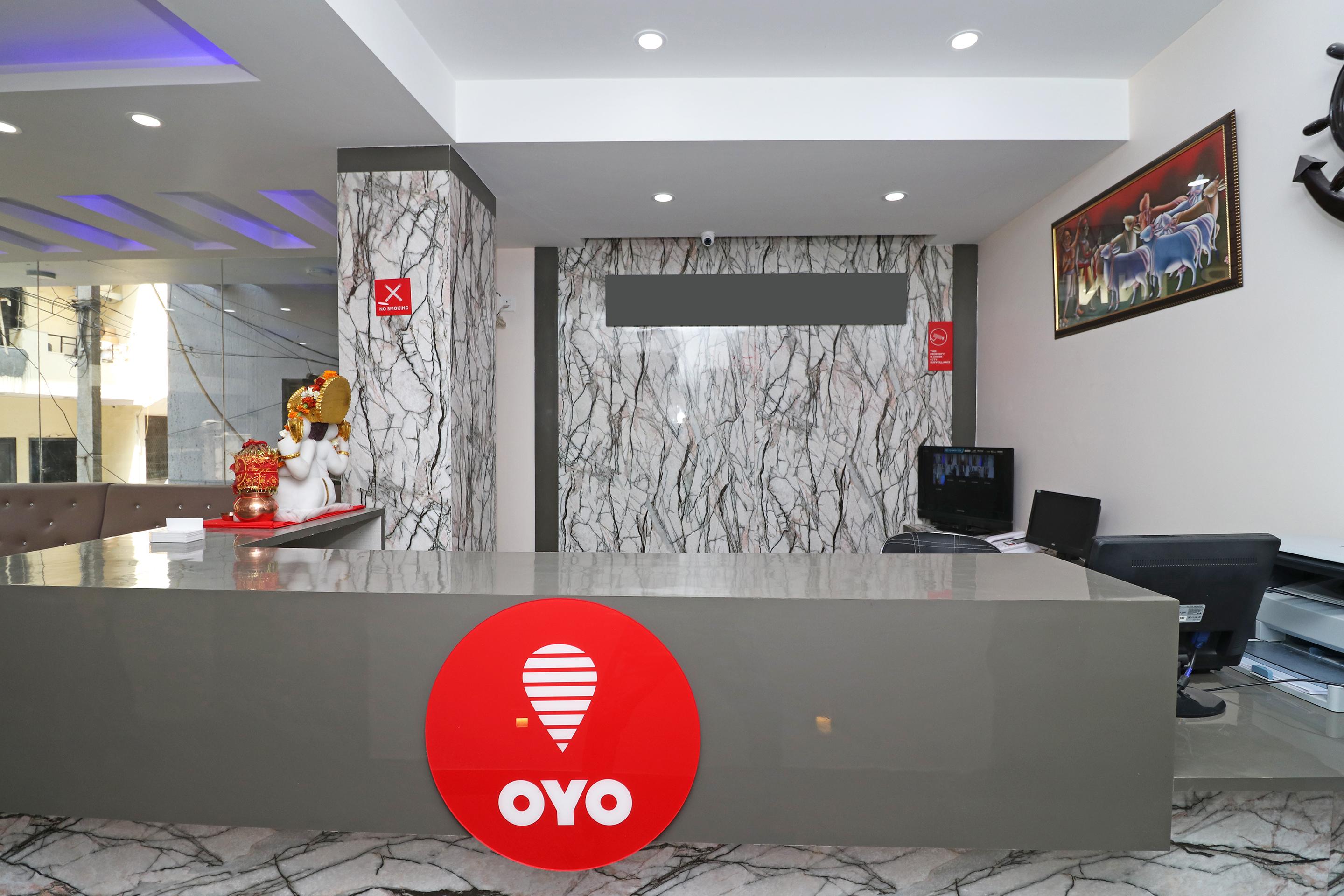 Oyo 12675 Hotel Star Inn Нью-Дели Экстерьер фото